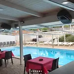 Oasi Torre Di Mastro, * كونفيرسانو