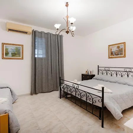 Oasi Torre Di Mastro, *