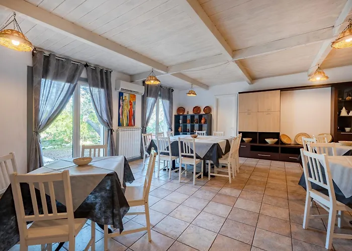 Oasi Torre Di Mastro, * Conversano