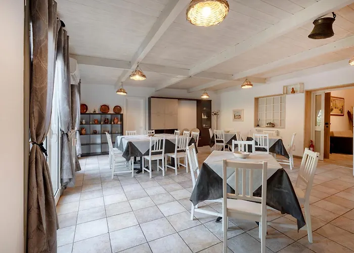 Oasi Torre Di Mastro, Villa *