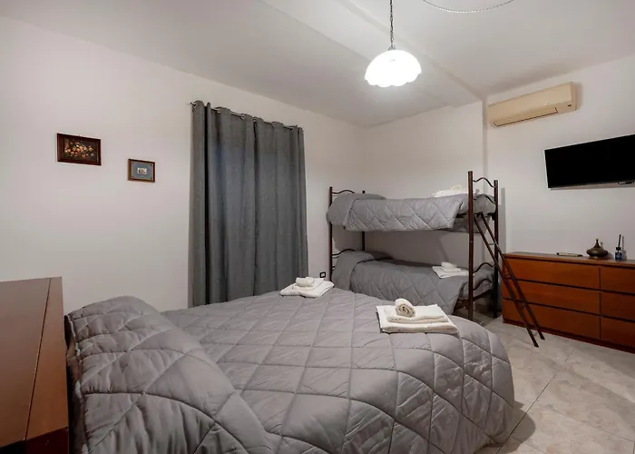 Oasi Torre Di Mastro, Villa